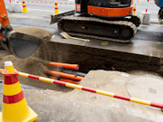 地中電線用の管を埋設する工事